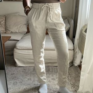 Old navy pants, great for the office. Size XS